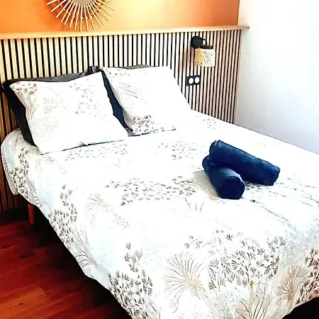 Le Balcon De Cournon Apartment